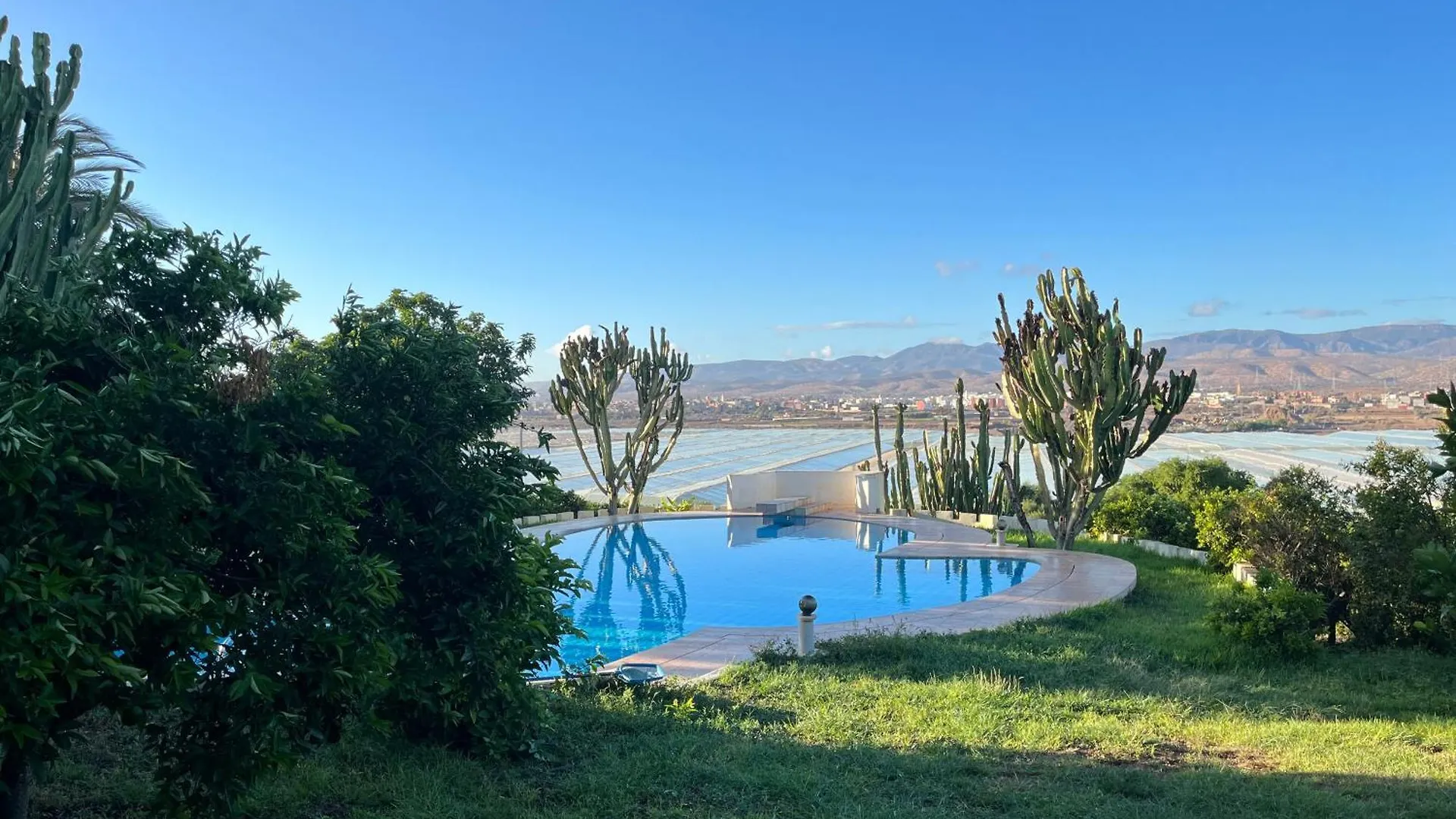Tiguimi Vacances - Oasis Villas, Cadre Naturel Et Vue Montagne Agadir 0*,